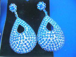 wholesale earrings from wholesalesarong.com